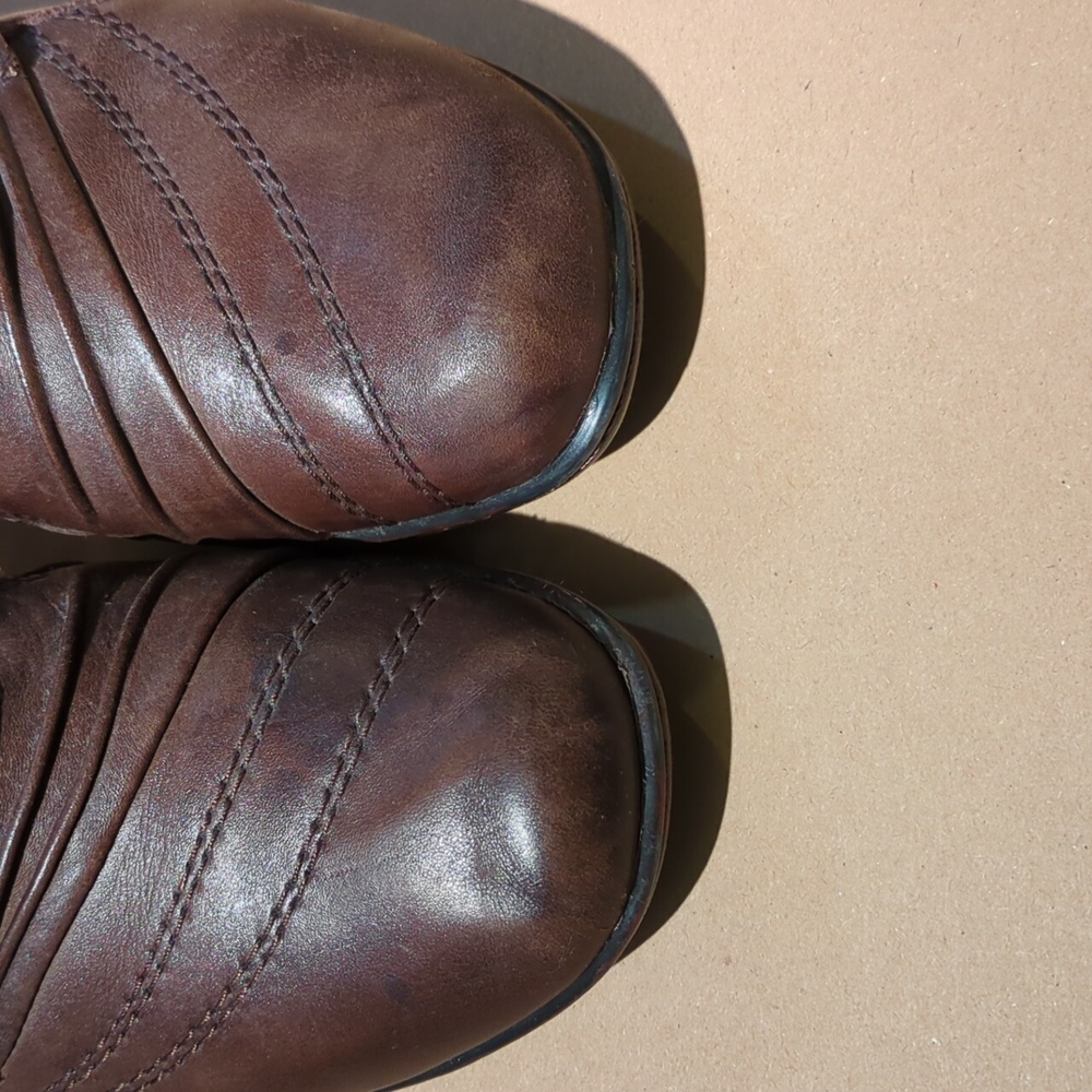 Brown Leather Earth Origins Size 8M Archer style wrapped loafers - Picture 2 of 12